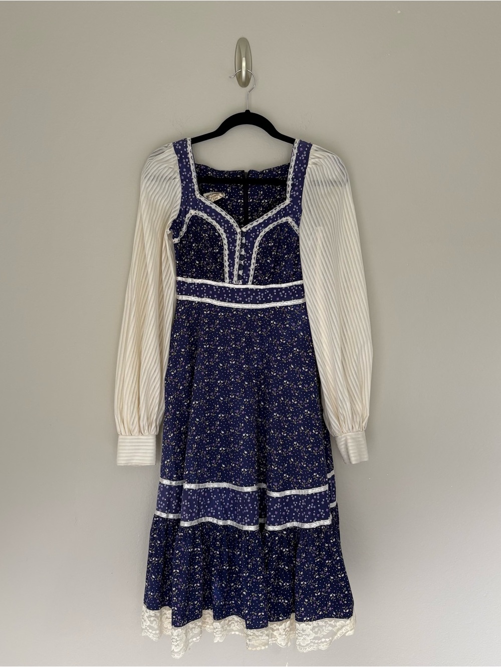 Vintage Gunne Sax Navy Long Sleeve Lace Calico Prairie Cottagecore Dress - Est 7